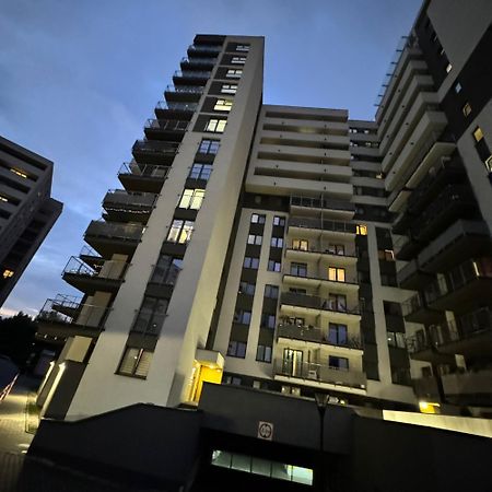 Sky Tower Self Check In 1 Bedroom Apartment เชชูฟ ภายนอก รูปภาพ