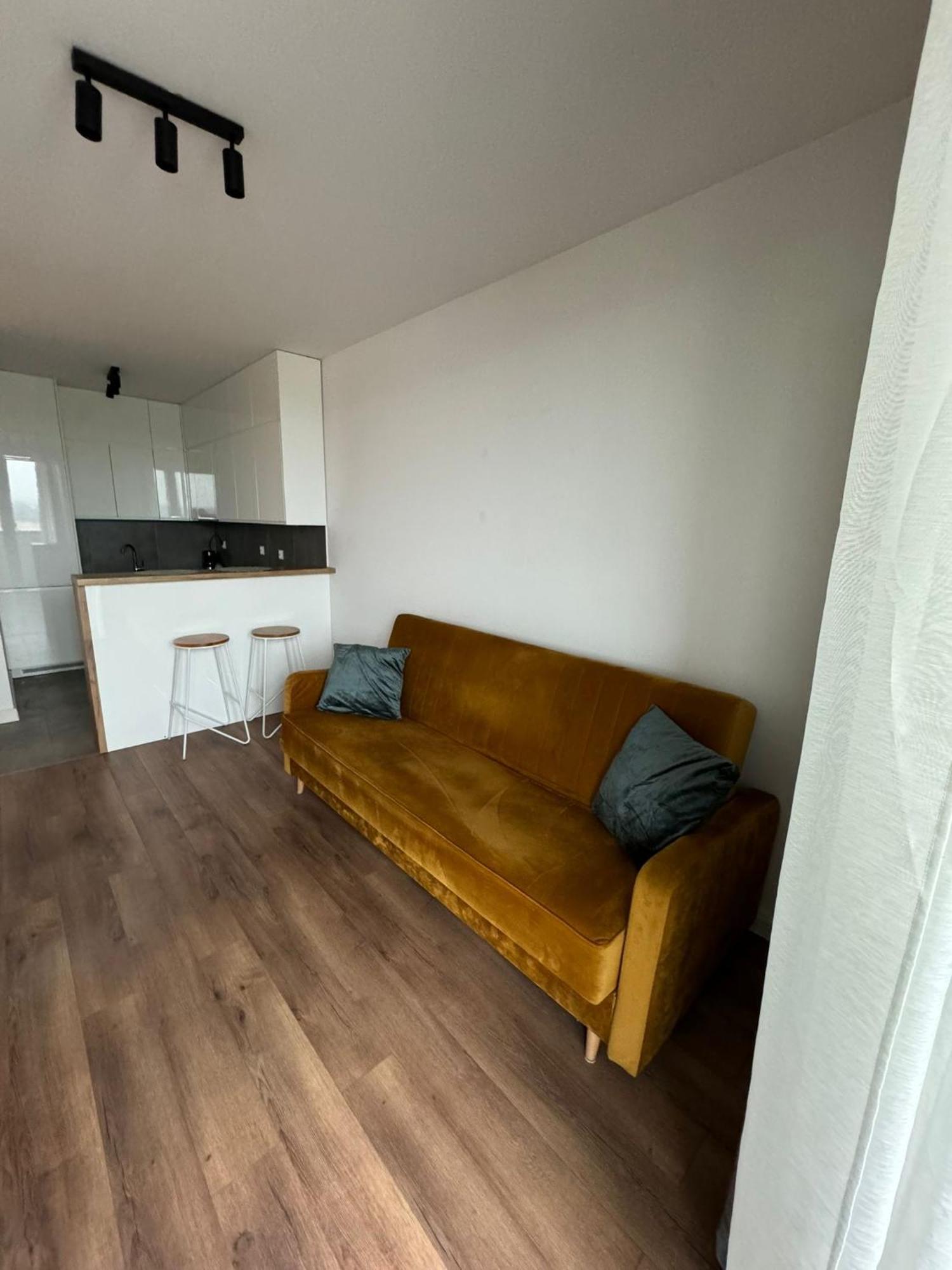 Sky Tower Self Check In 1 Bedroom Apartment เชชูฟ ภายนอก รูปภาพ
